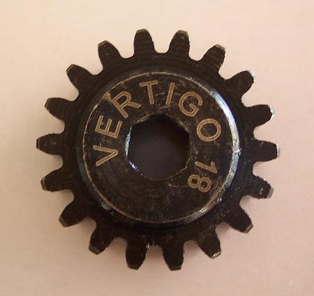 17t Steel pinion gear (7mm hex drive) (HPI Baja) - Click Image to Close